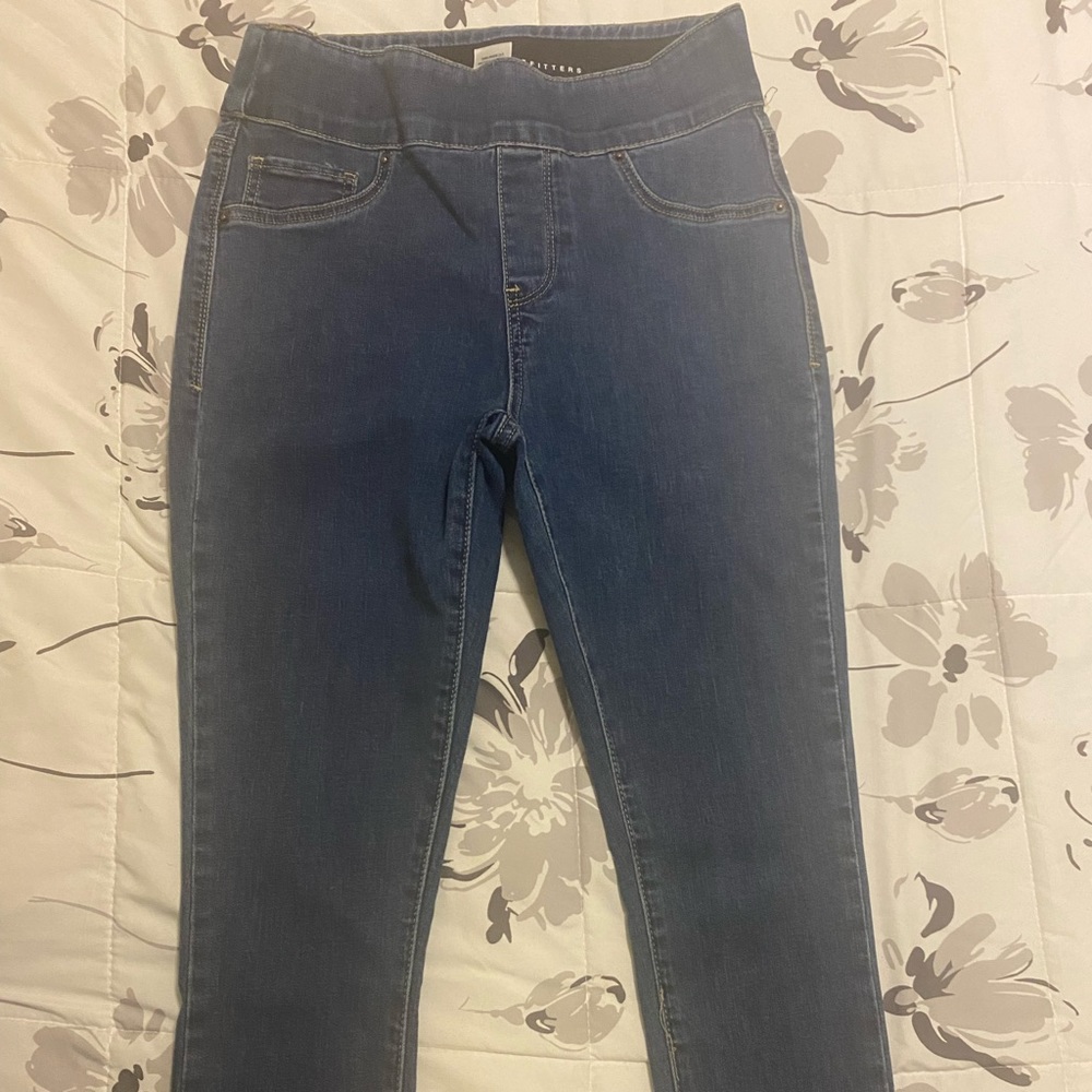 Lincoln Outfitters woman’s size 4